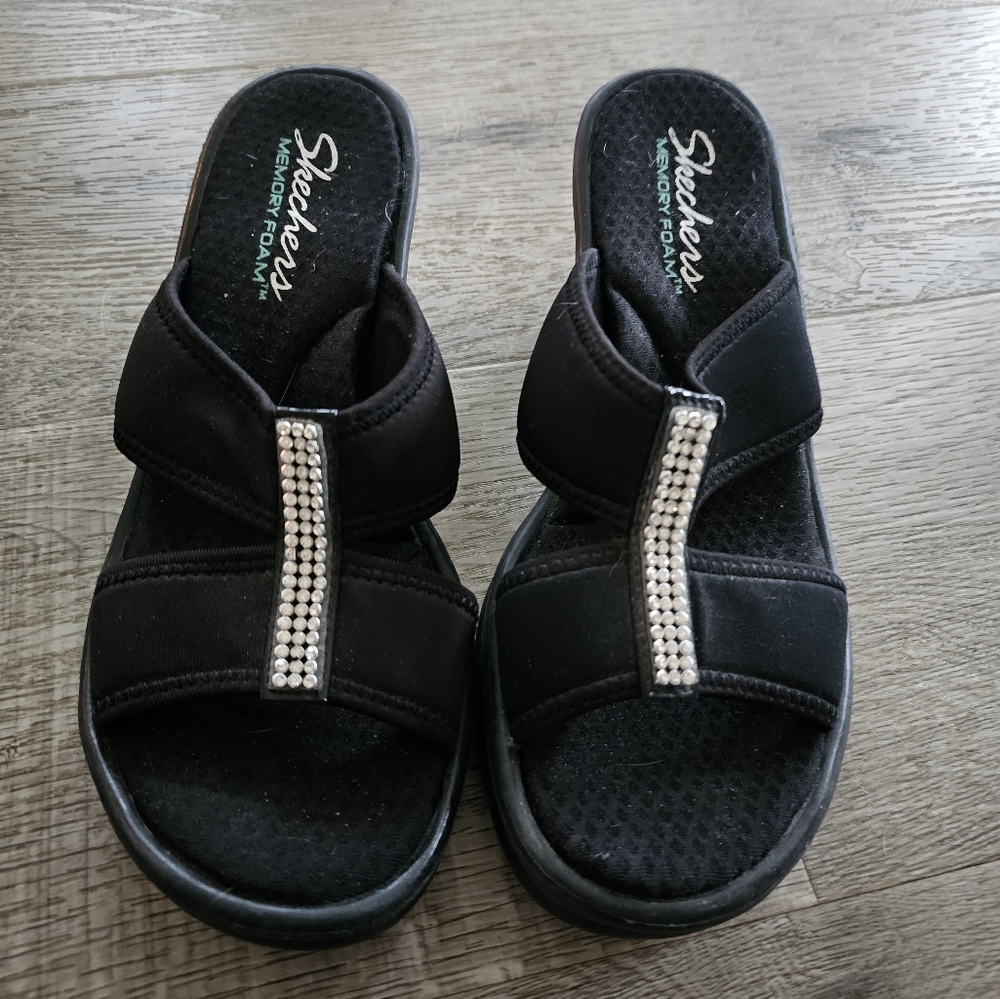 Skechers Memory Foam slides size 7